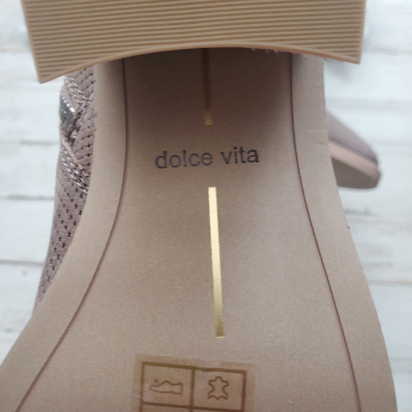 Womens boots - Picture 3 of 8